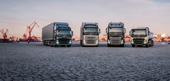Volvo Trucks, güvenliğe ve verimliliğe odaklanan yeni nesil kamyon serisini sektörün beğenisine sunuyor.