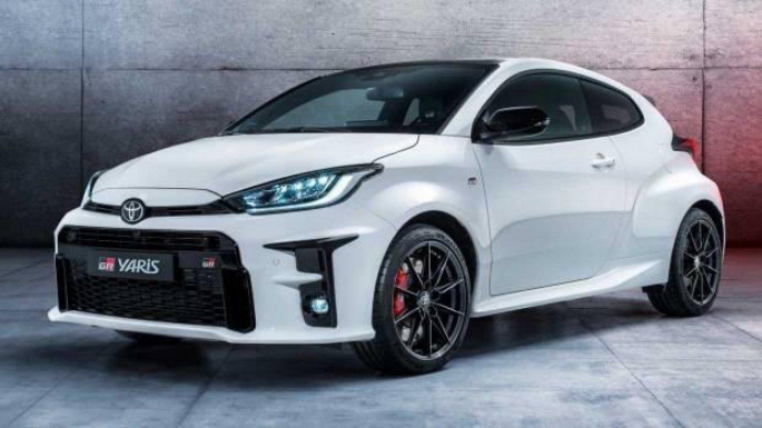 Avrupa’da Yılın Otomobili seçilen Toyota Yaris’in 1.0 lt’lik versiyonu da Türkiye’de.