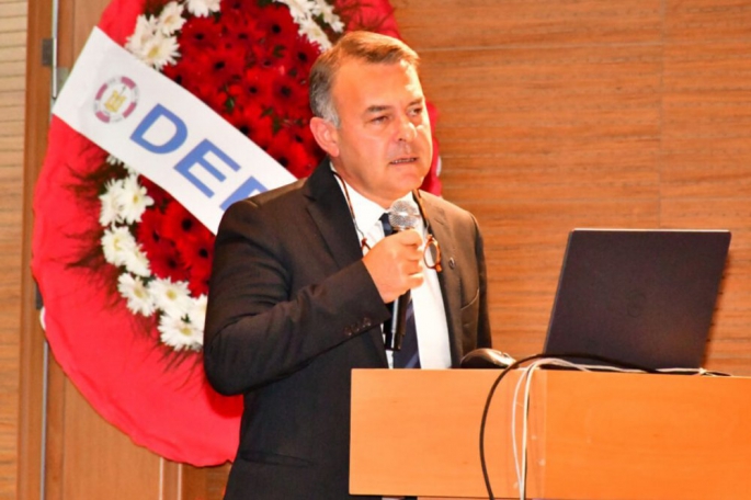 Kaptan Ufuk Teker, İTÜ Denizcilik Fakültesi Mezunlar Derneği’nin 52. Genel Kurulu’nda DEFAMED’in yeni başkanı seçildi.