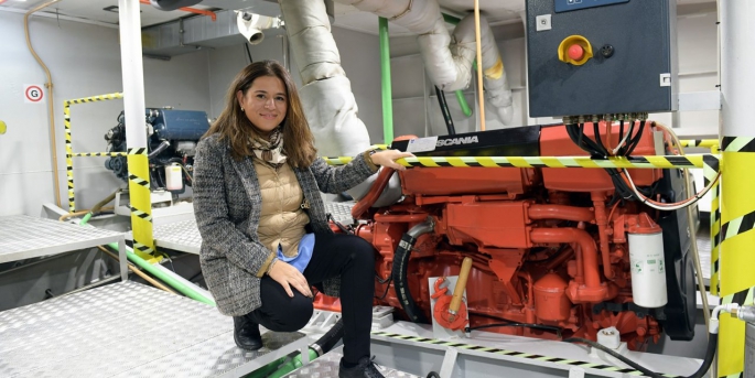 Scania, 3 farklı ürün grubu altında toplanmış, 9 litre, 13 litre ve 16 litrelik motorları ile denizcilik sektörüne de hizmet veriyor.