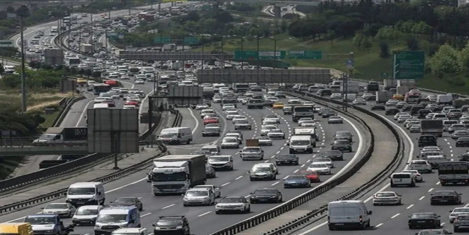 Trafik sigortası primlerine Eylül ayından geçerli olmak üzere yüzde 20 zam yapıldı.