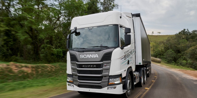 Scania tarafından üretilen yeni 13 litrelik sıralı motor, "Yılın Dizeli" ödülüne layık görüldü.