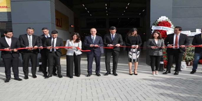DHL Express Türkiye, Denizli’de yer alan hizmet merkezinin kapasitesini 4 kat artırarak yeni adresinde faaliyete geçti.