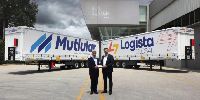 Mutlular Transport, 360 adet yeni Tırsan aracını teslim aldı.