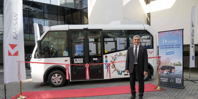 JEST model ailesinin 10 bininci aracı, Bursa’daki Hasanağa Fabrikası’nın bantlarından indirildi.