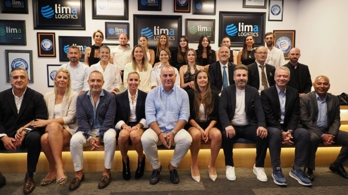 Lima Spor Kulübü, Lima Ataşehir ofisinde düzenlenen etkinlikle yeni sezona “merhaba” dedi.