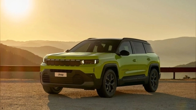 Jeep Compass e-Hybrid, lansmana özel 2.620.000 TL’den başlayan fiyatlarla tüketicilerle buluşuyor.