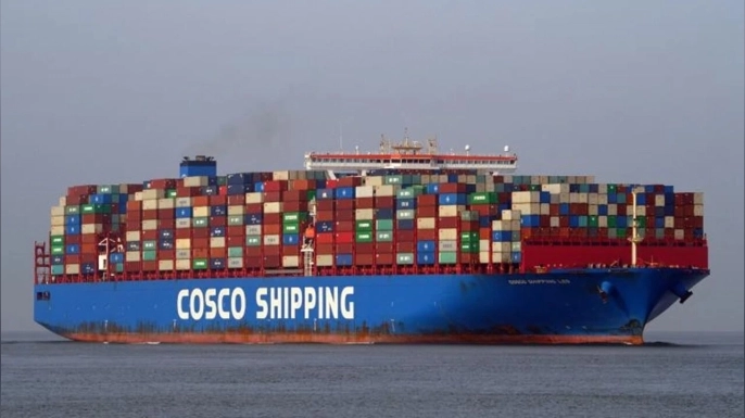 China Cosco Shipping Corp., Panama'nın Balboa Limanı'ndaki tüm seferlerini durdurdu.