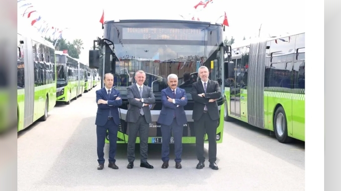 Kocaeli Büyükşehir Belediyesi, son 4 ayda 2,5 milyar TL’lik yatırımla filosunu güçlendirdi.