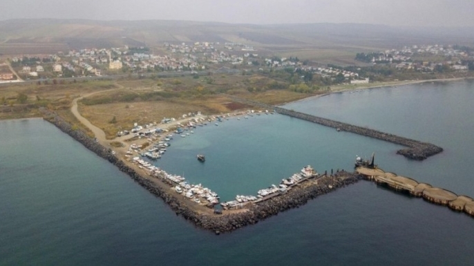 Tekirdağ Çeşmeli Liman Sahası ve geri bölgesinin, 45 yıllığına işletme hakkının verilmesi yöntemiyle özelleştirme ihalesinde takvim değişikliği yapıldı.