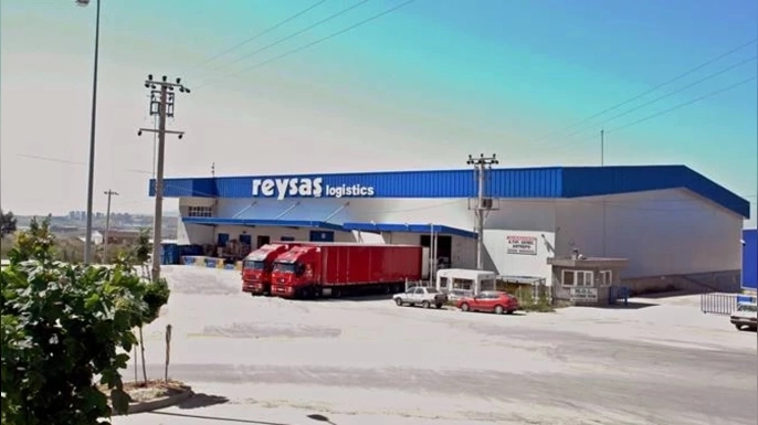 Reysaş GYO, İzmir Kemalpaşa OSB’de yer alan arsasında 25 bin metrekarelik depo projesi için ruhsat aldı.