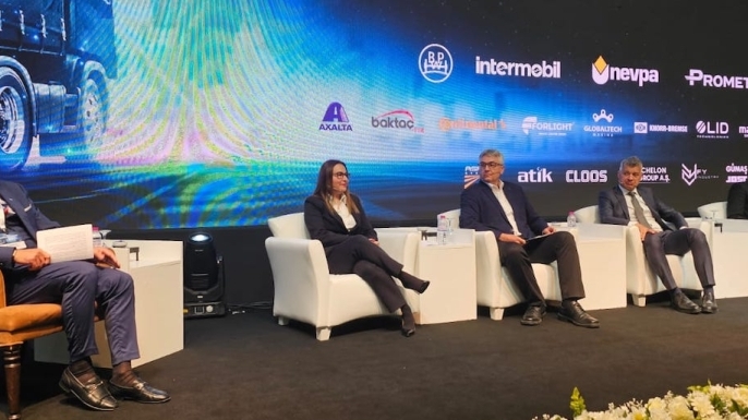 “Değişen Taşımacılık Ekosistemi ve Ortak Gelecek” panelinde dönüşüm, elektrikli, otonom ve bağlantılı araçlar konuşuldu