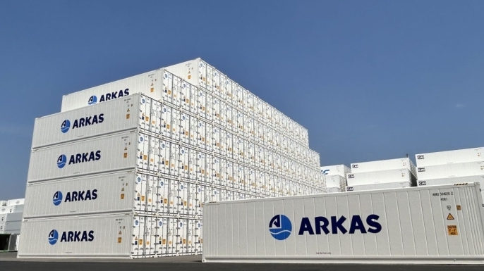 Haziran itibarıyla filoya dahil edilmesi planlanan yeni konteynerler, Arkas Line’ın geniş servis ağına hizmet edecek.