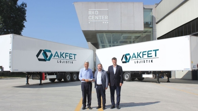 Tırsan, Akfet Uluslararası Nakliyat’a 4 adet Yeni Nesil Buz Frigo teslim etti.