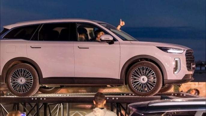 Chery TIGGO 9 CSH tuzlu su ve darbe testlerini başarıyla geçti