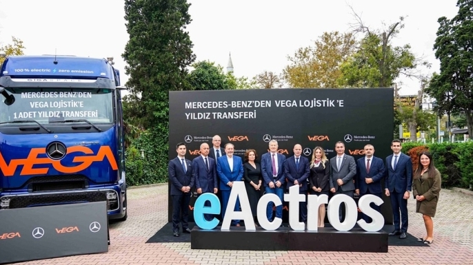 Mercedes-Benz Türk, Vega Lojistik’e Mercedes-Benz eActros 600 teslimatı gerçekleştirdi.