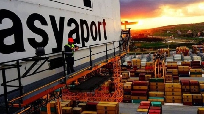 Asyaport Limanı, 2024'te Türkiye’nin konteyner taşımacılığında liderliğe ulaştı.